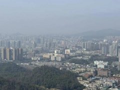 空气中水汽含量大增