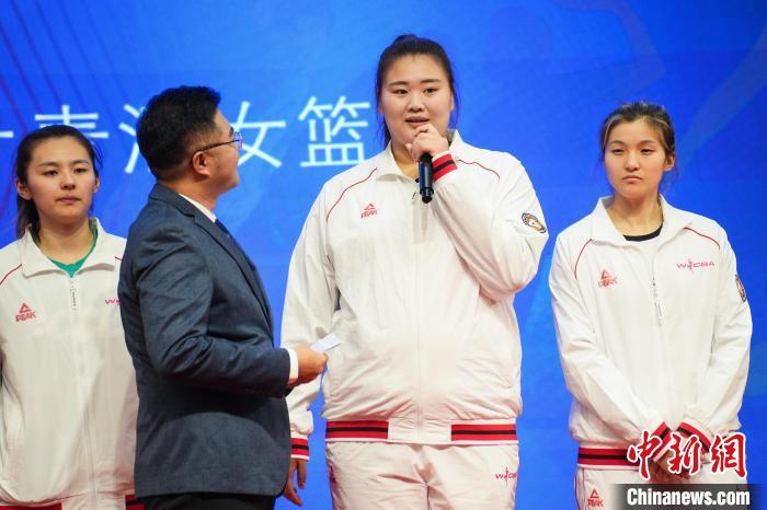 山西烈焰竹叶青酒女篮完