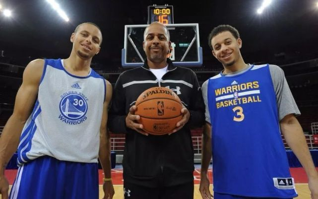 NBA父子外貌神似基因传承引热议