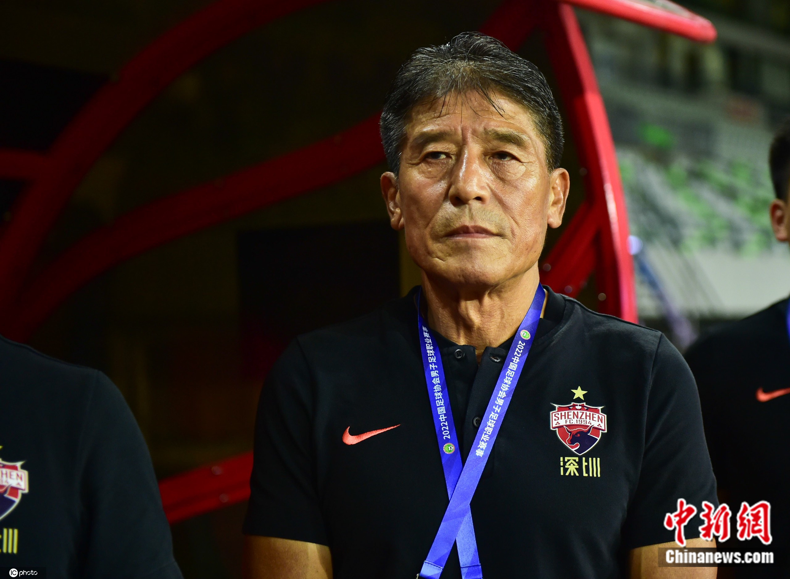 李章洙执教深圳队成第七支球队 66岁仍坚守足球