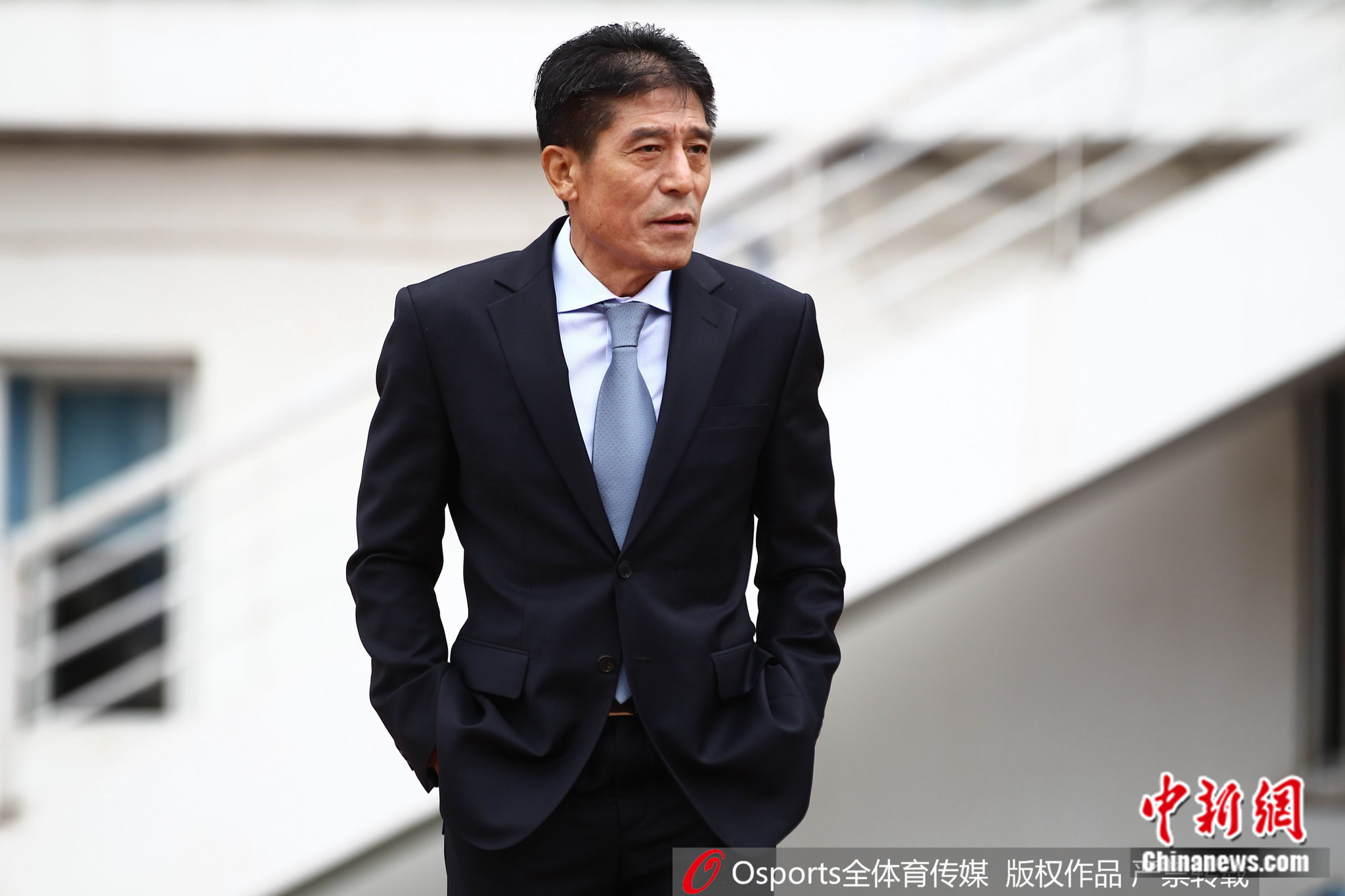 李章洙执教深圳队成第七支球队 66岁仍坚守足球