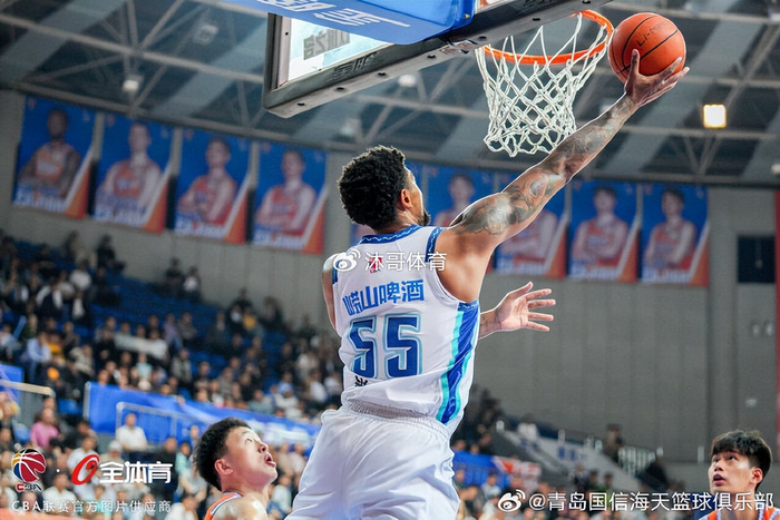 上海队15连胜创CBA纪录 天津遭遇10连败陷困境