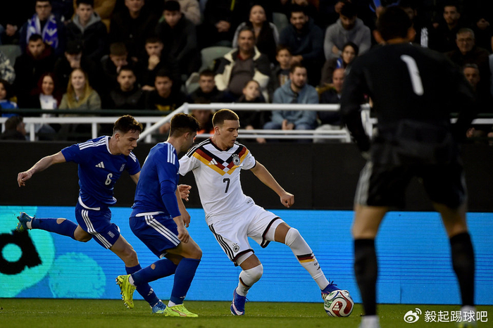 科隆新星埃尔-马拉转会布莱顿遇阻，5000万要价引